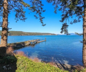 Lopez Island Hunter Bay Waterfront Home
