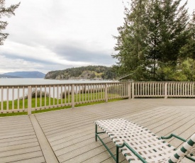 Shoal Bay Luxury Home