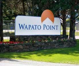 Luxurious Resort Condos on Amazing Lake Chelan