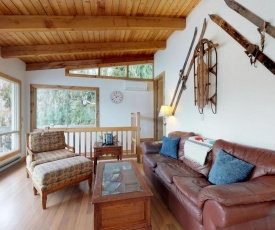 Phil's Lake Cabin