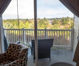 Magnificent Escape Condo - Oyhut Bay Seaside Village