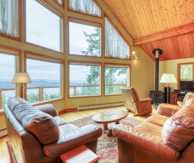 2 Bed 2 Bath Vacation home in Orcas Island