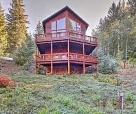 Grizzly Tower Packwood Cabin with Forest Views!