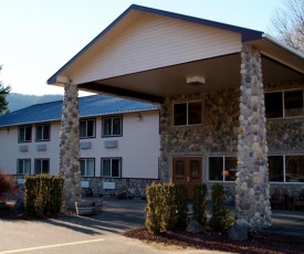 Crest Trail Lodge