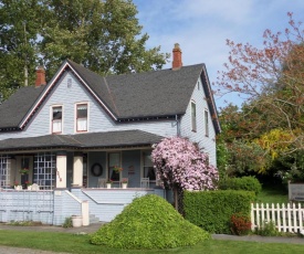 Blue Gull Inn Bed and Breakfast