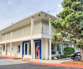 Motel 6-Seattle, WA - South