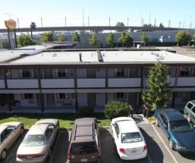 Seatac Inn