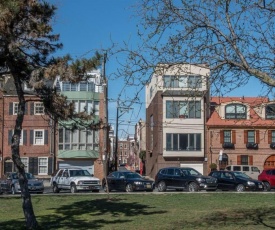 THE WINE LOVER with JACUZZI, Liberty Bell, Society Hill, TLA, B