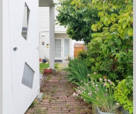 Urban Retreat Near Downtown Seattle