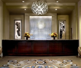 The Alexis Royal Sonesta Hotel