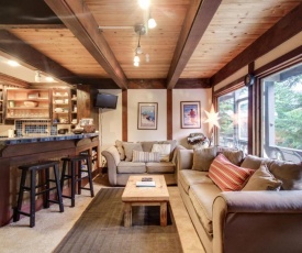 Hyak Duplex Cabin