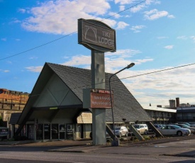 Tiki Lodge Motel