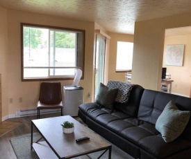 Spokane Valley Newly Remodeled 2 BR Apt