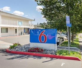Motel 6-Tacoma, WA - South