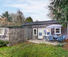 Updated Vashon Island Cabin with Puget Sound Views!