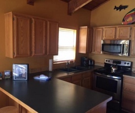 Waveseeker, Homes at White Salmon