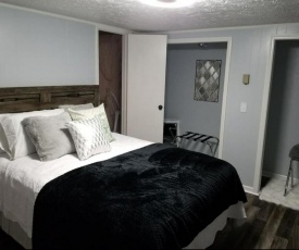 Adventurer's Rest ATV Retreat, close to trails and other attractions, ALL NEW!