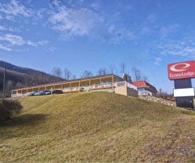 Econo Lodge Near Bluefield College