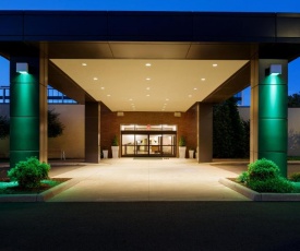 Holiday Inn and Suites Charleston West, an IHG Hotel