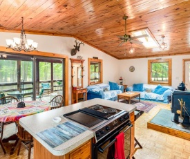 Cabin w Hot Tub, River, Kayak, WiFi, & Fire Pit