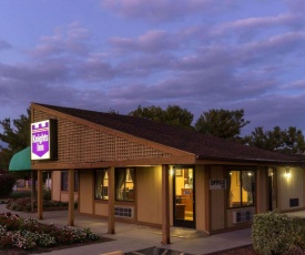 Knights Inn Martinsburg