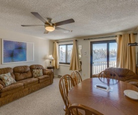 Stroll to Slopes, Village Area, Ski in-out MtLodge 265