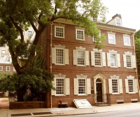Morris House Hotel