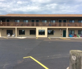 Scenic Shore Inn