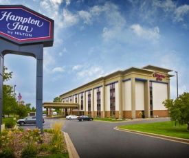 Hampton Inn Appleton-Fox River Mall Area