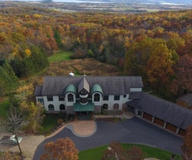 INN AT WAWANISSEE POINT