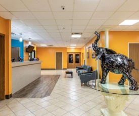 Clarion Hotel and Convention Center Baraboo