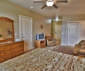 Unit 411B 1Bd 1Ba Efficiency Condo Condo