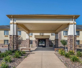 Comfort Inn & Suites Black River Falls I-94