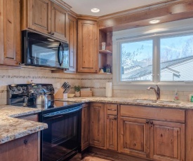 The Ridge On Golf Course with Elkhorn Amenities