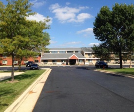 AmericInn by Wyndham Elkhorn Near Lake Geneva