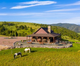 Elk View Homestead