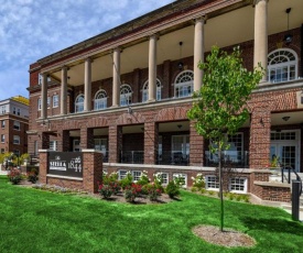 The Stella Hotel & Ballroom