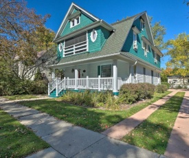 Large, Pristine Lake Geneva Home in Downtown!