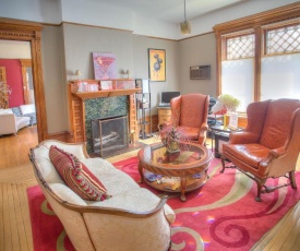 M&M Victorian Bed and Breakfast