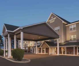 Country Inn & Suites by Radisson, Marinette, WI