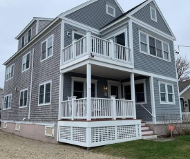Large 5 Bdrm Home in Desirable Rexhame Beach!