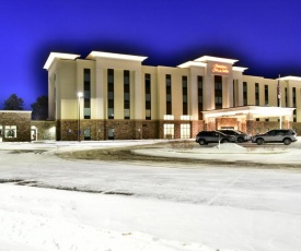 Hampton Inn & Suites Menomonie-UW Stout