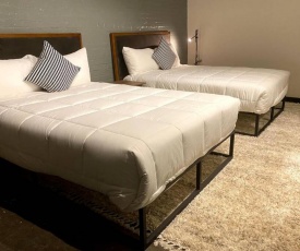 3E-Spacious 2 bedroom in Oakland, sleeps 8
