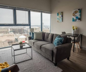Frontdesk 735 West Apts Westown Milwaukee