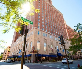 Hilton Milwaukee City Center