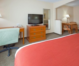 Days Inn & Suites by Wyndham Onalaska
