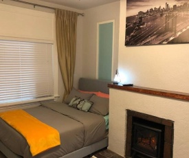P.H. Maline 1BR Apartment