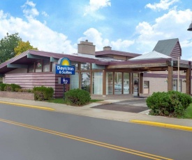 Days Inn & Suites by Wyndham Rhinelander
