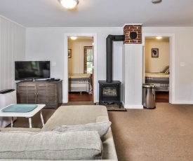 Northern Comfort - Hiller Vacation Homes cabin