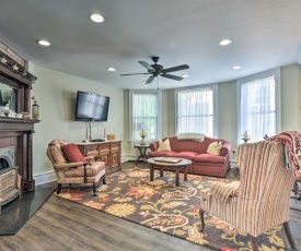 Quaint Pittsburgh Pad with Deck 5 Mi to Dtwn!